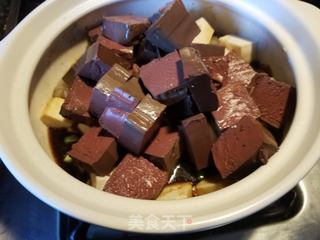 鸭血烧豆腐的做法步骤:11