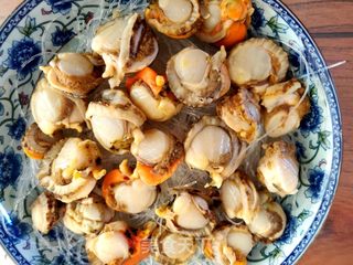 剁椒蒜蓉粉丝蒸扇贝的做法步骤:7