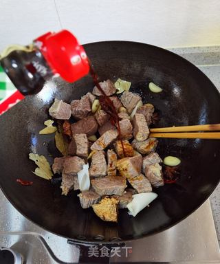 土豆炖牛腩的做法步骤:11