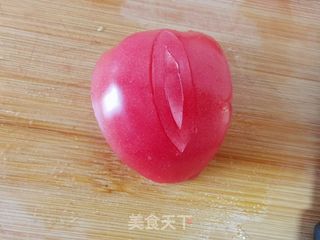 西红柿拌白糖的做法步骤:3