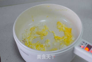 50岁阿姨一个人的午饭五色炒饭加丸子汤的做法步骤:4