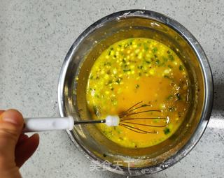 葱香鸡蛋饼的做法步骤:5