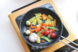 过年大菜煎羊排,摆出吃不起的样子的做法步骤:7