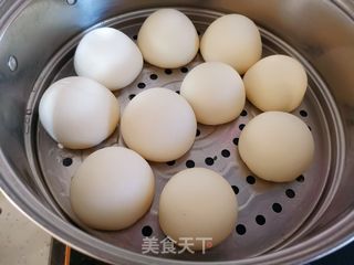 奶黄包的做法步骤:15