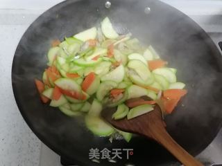 笋瓜炒肉片的做法步骤：5