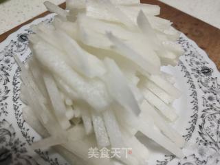 白萝卜豌豆汤的做法步骤:3