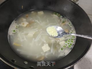 白萝卜豌豆汤的做法步骤:15