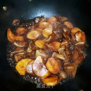 杏鲍菇烧猪脆骨的做法步骤:8