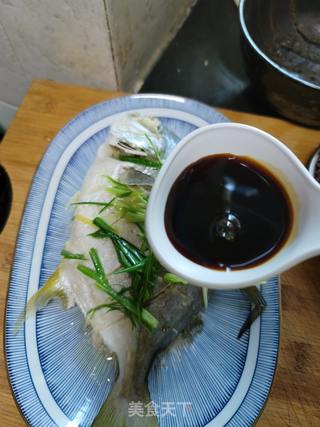 清蒸鲳鱼的做法步骤:7