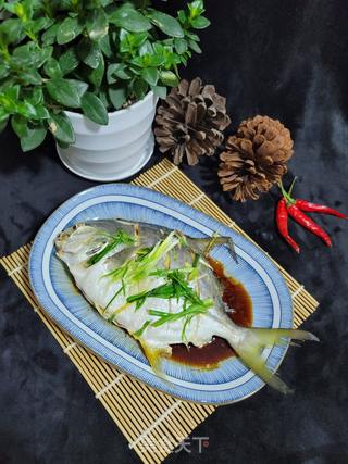 清蒸鲳鱼的做法步骤:8