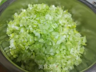 猪肉芹菜水饺的做法步骤:11