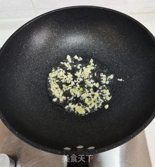 彩椒牛肉丁的做法步骤：9