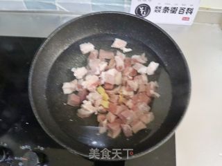 野生干香菇炖牛肉❤️肉质软烂❗️菌香十足的做法步骤:5