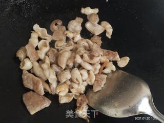 猪大肠焖酸菜的做法步骤:7