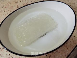 蒜蓉粉丝蒸巴沙鱼的做法步骤:5
