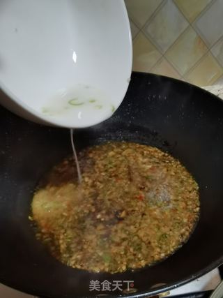 蒜蓉粉丝蒸巴沙鱼的做法步骤:13