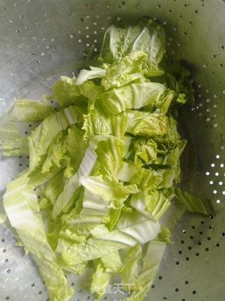 砂锅水饺的做法步骤:2