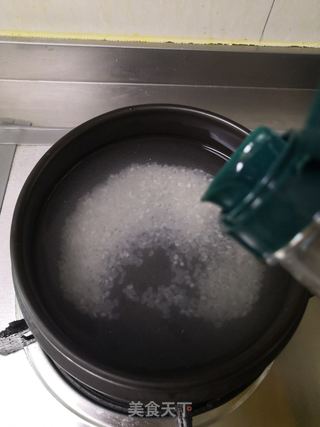 砂锅牛肉粥的做法步骤:2