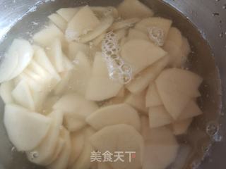 土豆青虾炒辣子的做法步骤:4
