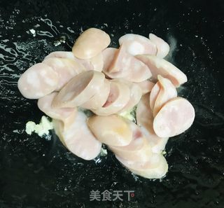 荷兰豆炒香肠的做法步骤：5