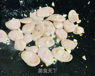 荷兰豆炒香肠的做法步骤：6