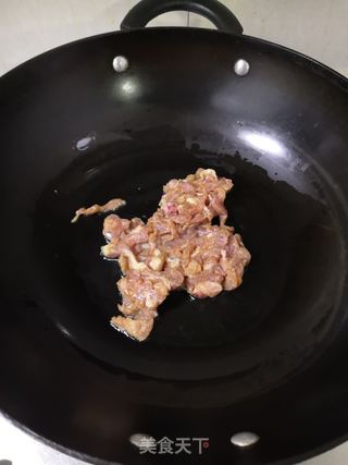 韭黄肉丝的做法步骤:4