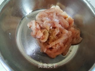 京酱肉丝的做法步骤:2