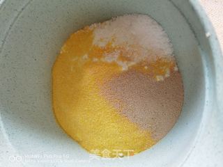 玉米松饼的做法步骤：2