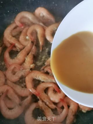 蚝油炒鲜虾的做法步骤:7