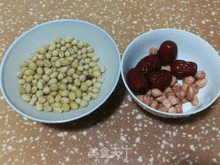 红枣花生豆浆的做法步骤：1