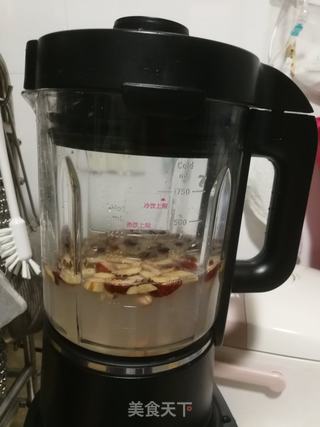 红枣花生豆浆的做法步骤：3