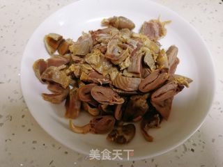 爆炒鸡胗鸡心的做法步骤:3