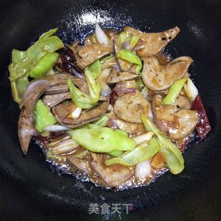 青椒炒猪肝 的做法步骤:13