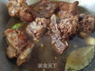 脊骨炖速冻豆角的做法步骤:7