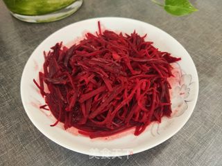 清炒甜菜根的做法步骤:8