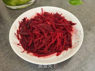 清炒甜菜根的做法步骤:9