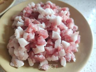 肉丁香菇炸酱的做法步骤:3