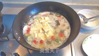 火麻奶鸡蛋鸭血豆腐汤的做法步骤：5