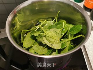 煎鳕鱼配烩小扁豆的做法步骤:2