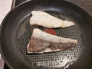 煎鳕鱼配烩小扁豆的做法步骤:10