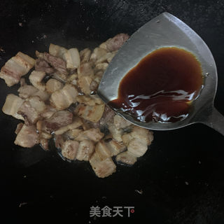 萝卜干炒五花肉的做法步骤：5