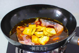 鱼头豆腐粉丝煲的做法步骤:6