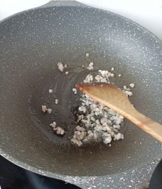 口蘑小炖贻贝的做法步骤:5