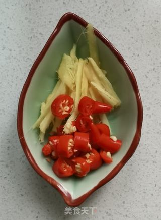 香菇炒白菜叶的做法步骤:6