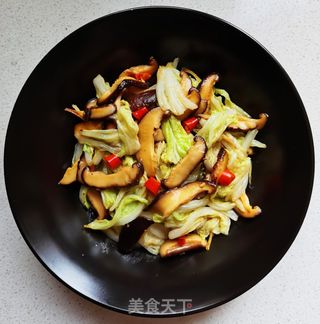 香菇炒白菜叶的做法步骤:11