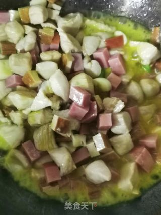 香干火腿炒鸡丁的做法步骤:7