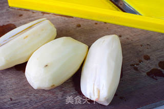 莲藕猪肉饺子的做法步骤:3
