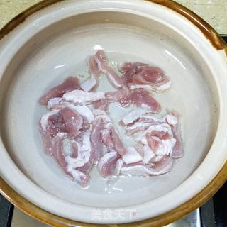 金针菇炖豆腐 的做法步骤:5