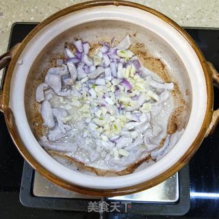 金针菇炖豆腐 的做法步骤:6