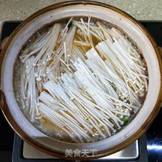 金针菇炖豆腐 的做法步骤:9